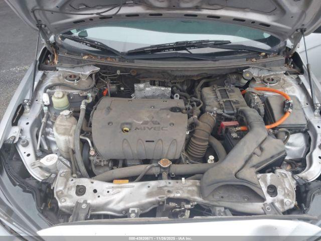 Mitsubishi Lancer Image 4