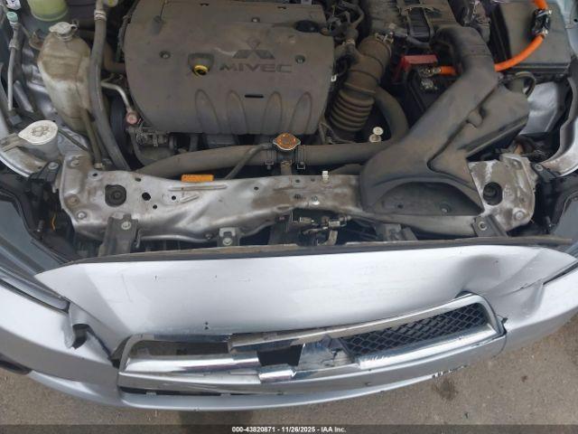 Mitsubishi Lancer Image 11