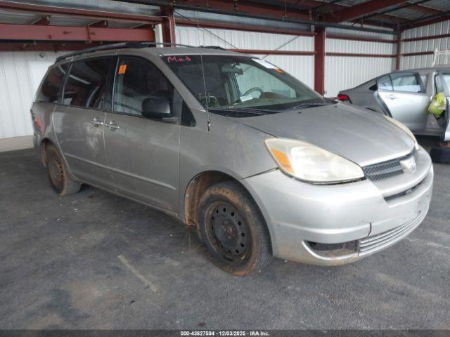  Salvage Toyota Sienna