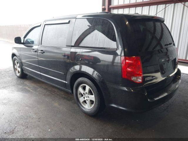 Dodge Grand Caravan Sxt Image 3