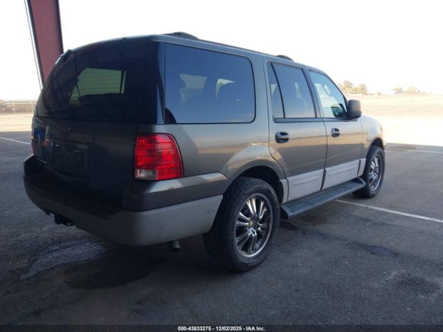 Ford Expedition Xlt Image 5