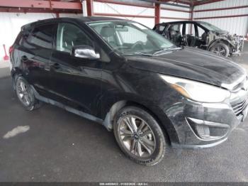  Salvage Hyundai TUCSON