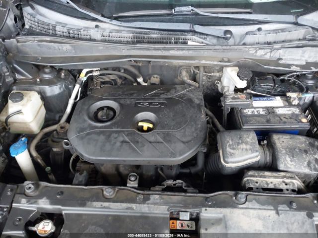 Hyundai TUCSON Gls Image 11