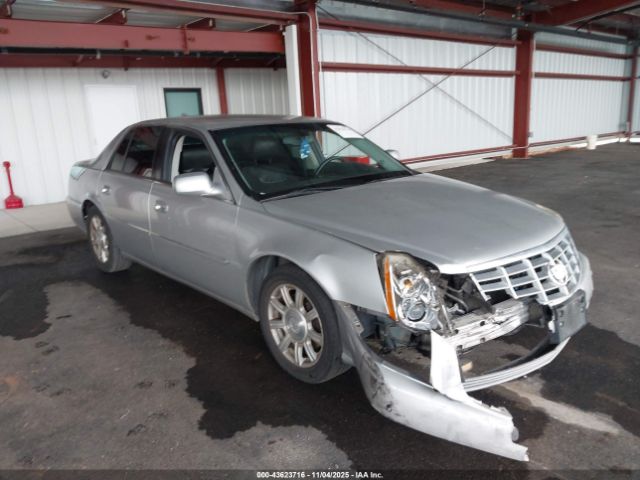 Cadillac DTS Standard Image 1