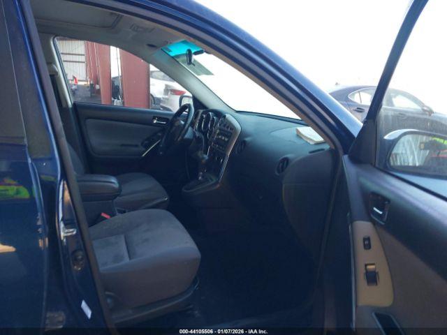 Toyota Matrix Xr Image 4