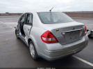 Nissan Versa 1.8s Image 4