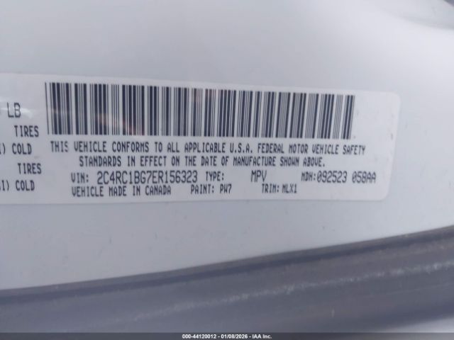 Chrysler Town & Country Touring Image 3