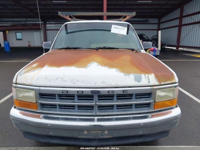 Dodge Dakota Image 11