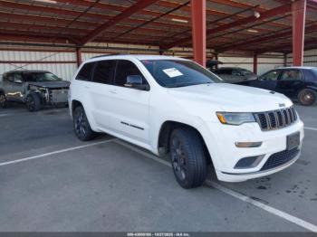  Salvage Jeep Grand Cherokee